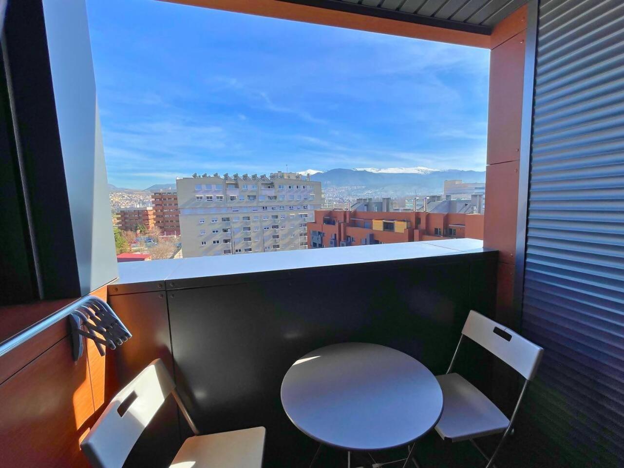 Home4U Apartamento Con Cochera Гранада Екстериор снимка