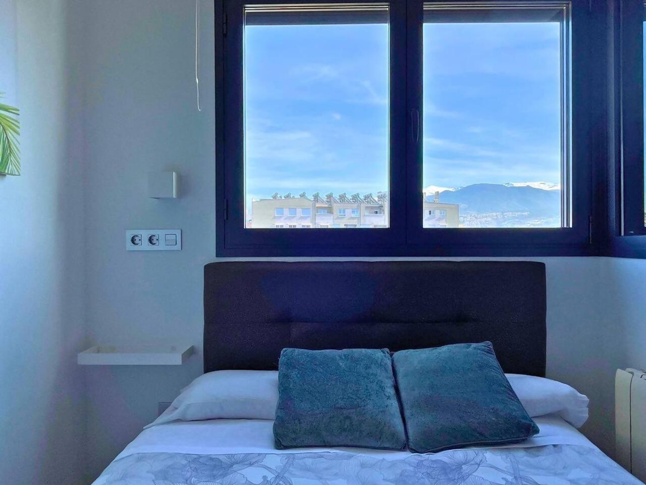 Home4U Apartamento Con Cochera Гранада Екстериор снимка